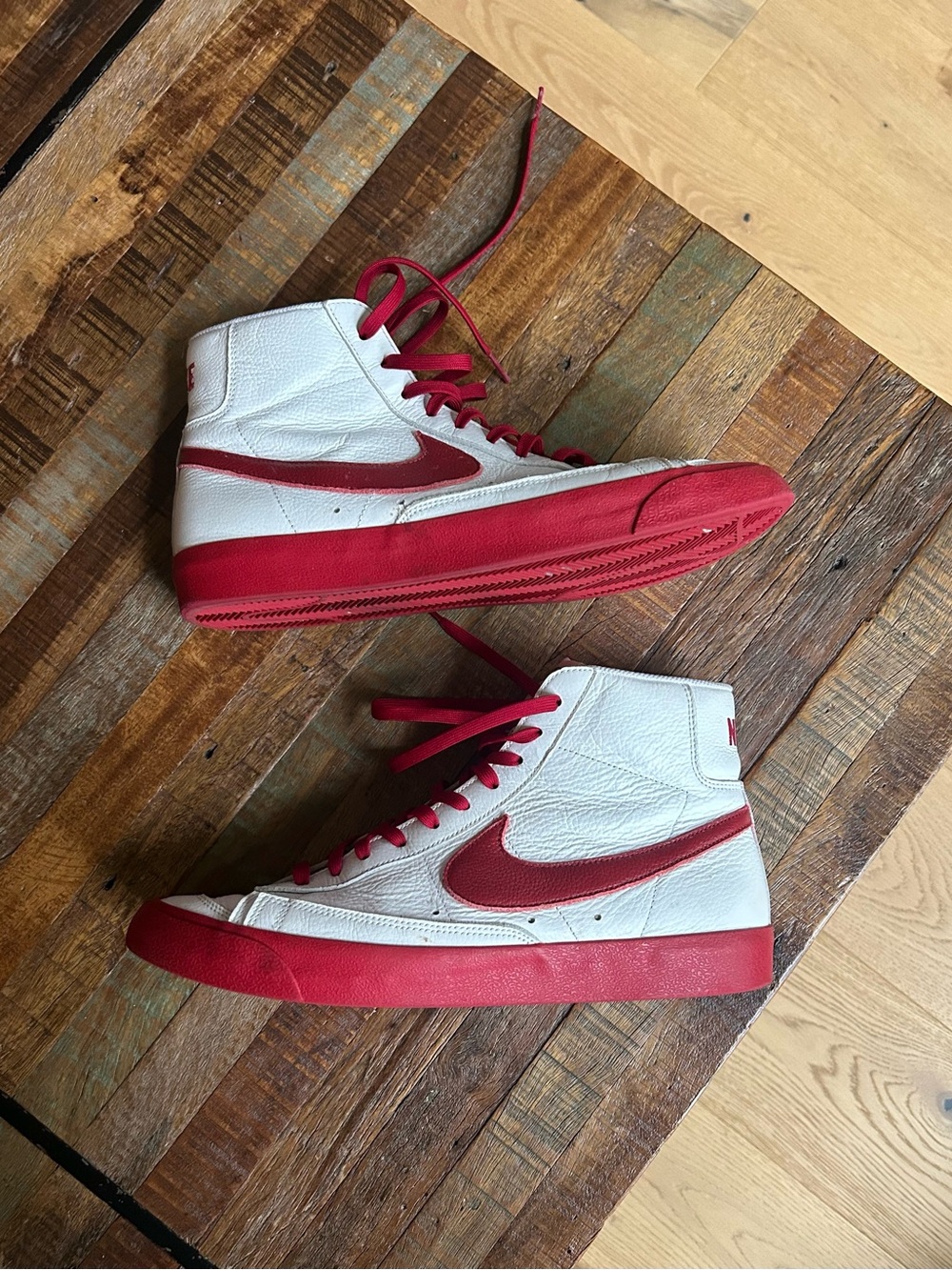 Nike Blazer Mid 77 Vintage.  Custom White & Red High-Top Sneakers.